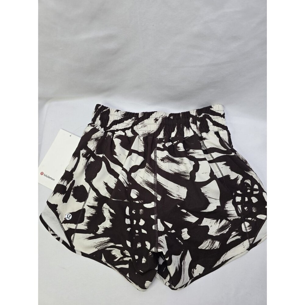 NWT Lululemon Hotty Hot HR Short 4" Monarch Bloom Bone Espresso/Bone Size : 6